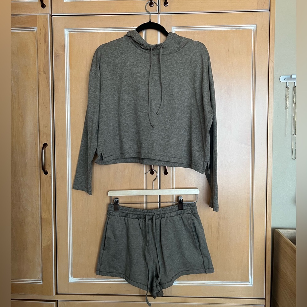 Girlfriend Collective Lounge Set
